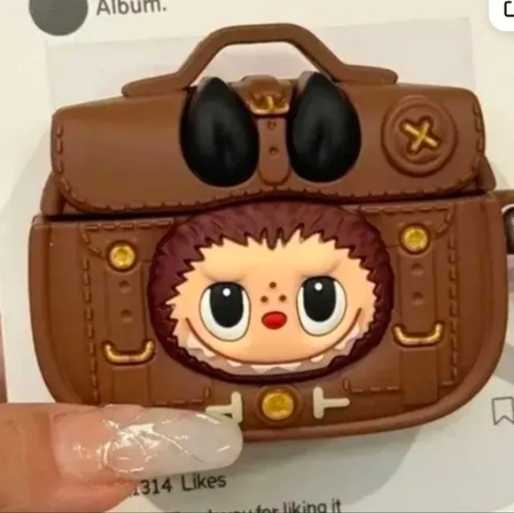 NWT! Labubu Brown Lighweight Silicone Case For Airpods 4 NEW - Picture 6 of 6